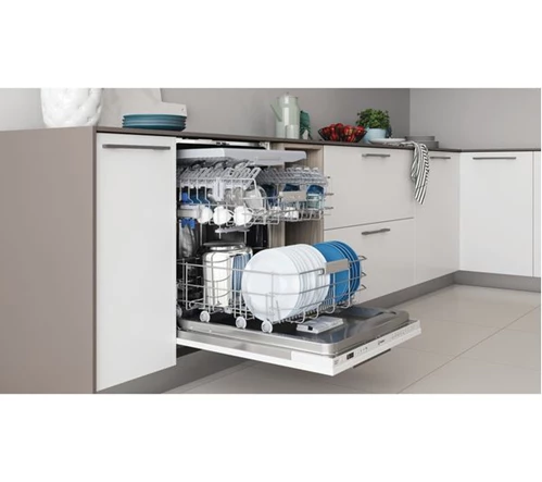 INDESIT DIO3T131 FE UK Full-size Fully Integrated Dishwasher
